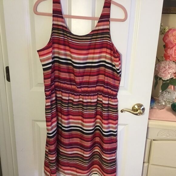 NWOT Loft Brand Women’s Striped Dress Sz. 14 in Reds, Pinks, Black - Picture 6 of 9